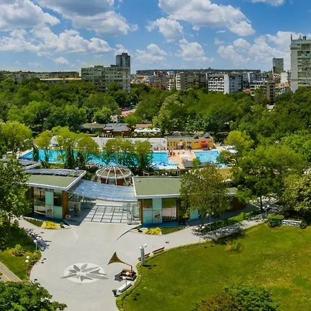 Pliska Apartment *